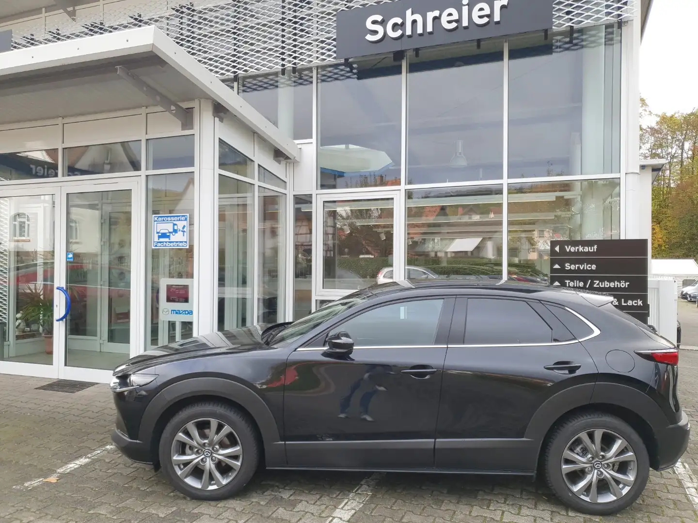 Mazda CX-30 2.5L Exclusive Garantie Schwarz - 1