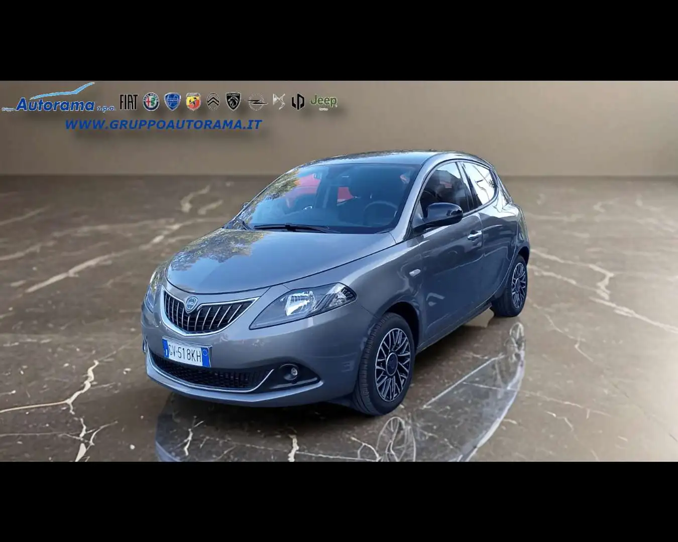 Lancia Ypsilon 3ª serie - Ypsilon 1.0 FireFly 5 porte S&S Hybrid Grigio - 1