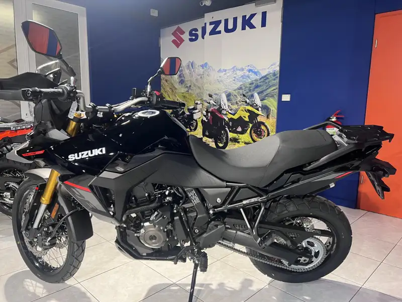 Suzuki V-Strom 800DE - foto 4
