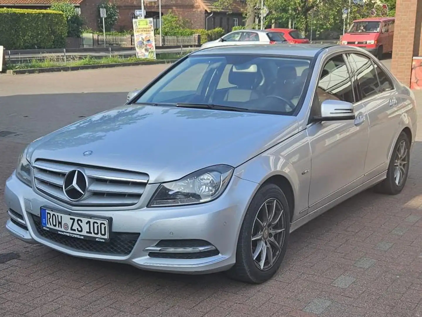 Mercedes-Benz C 220 C 220 CDI DPF (BlueEFFICIENCY) 7G-TRONIC Avantgard Silver - 2