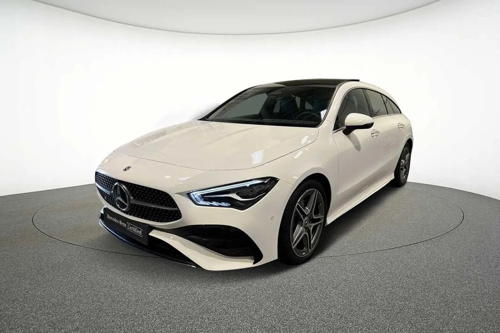 Mercedes-Benz CLA 200 Shooting Brake Blanc - 1