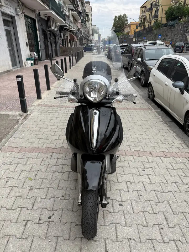 Piaggio Beverly 500