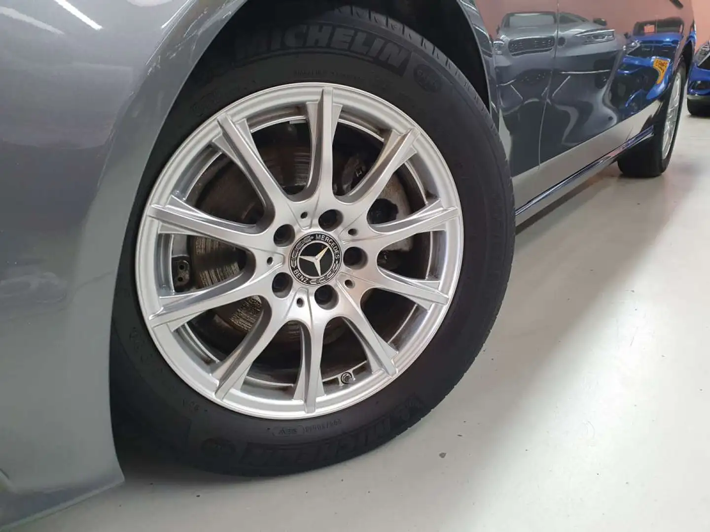 Mercedes-Benz C 200 CDI BREAK 160 Gris - 2