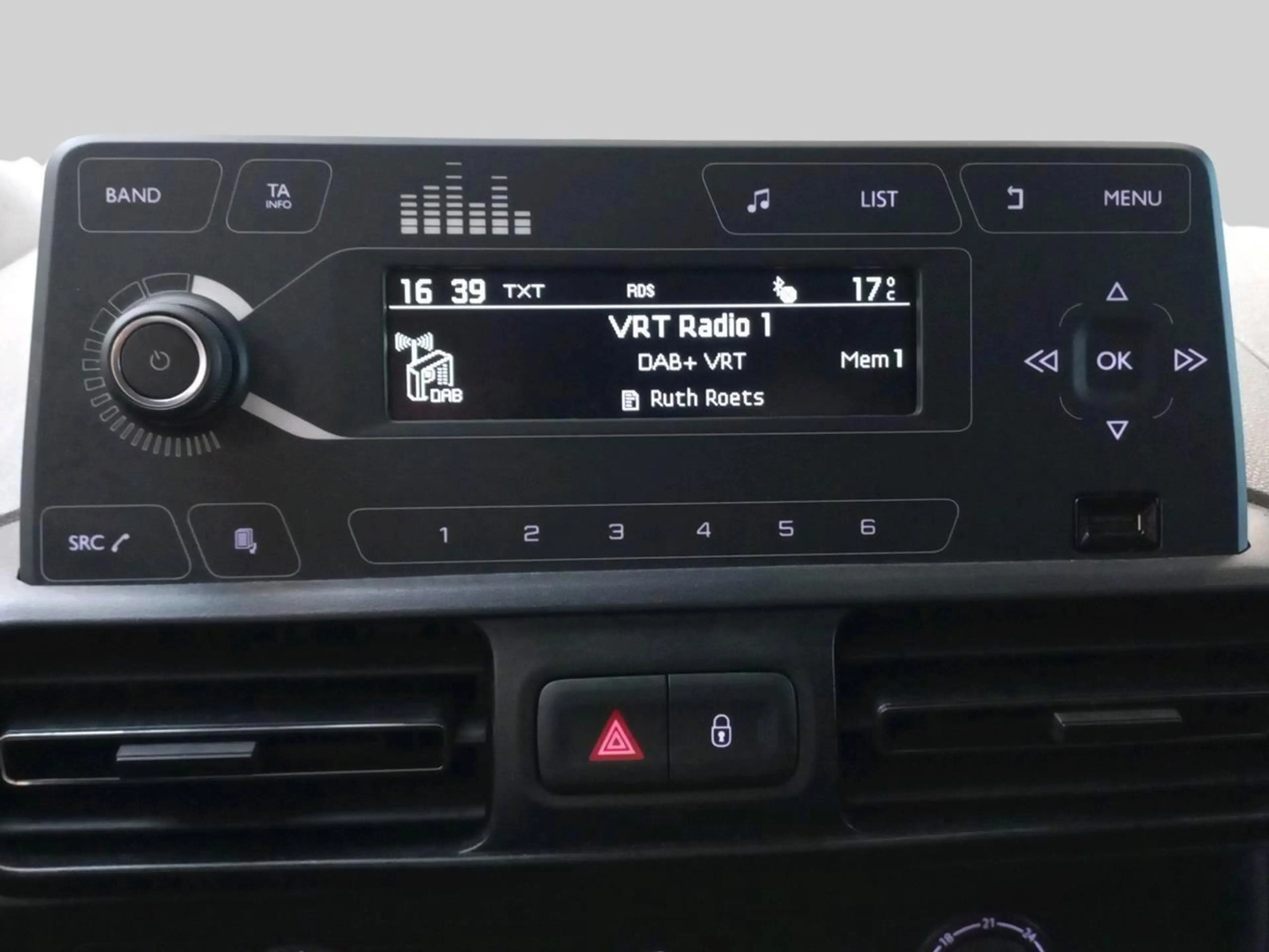 Peugeot Rifter 1.2 PureTech 110 S/S Style — photo 11