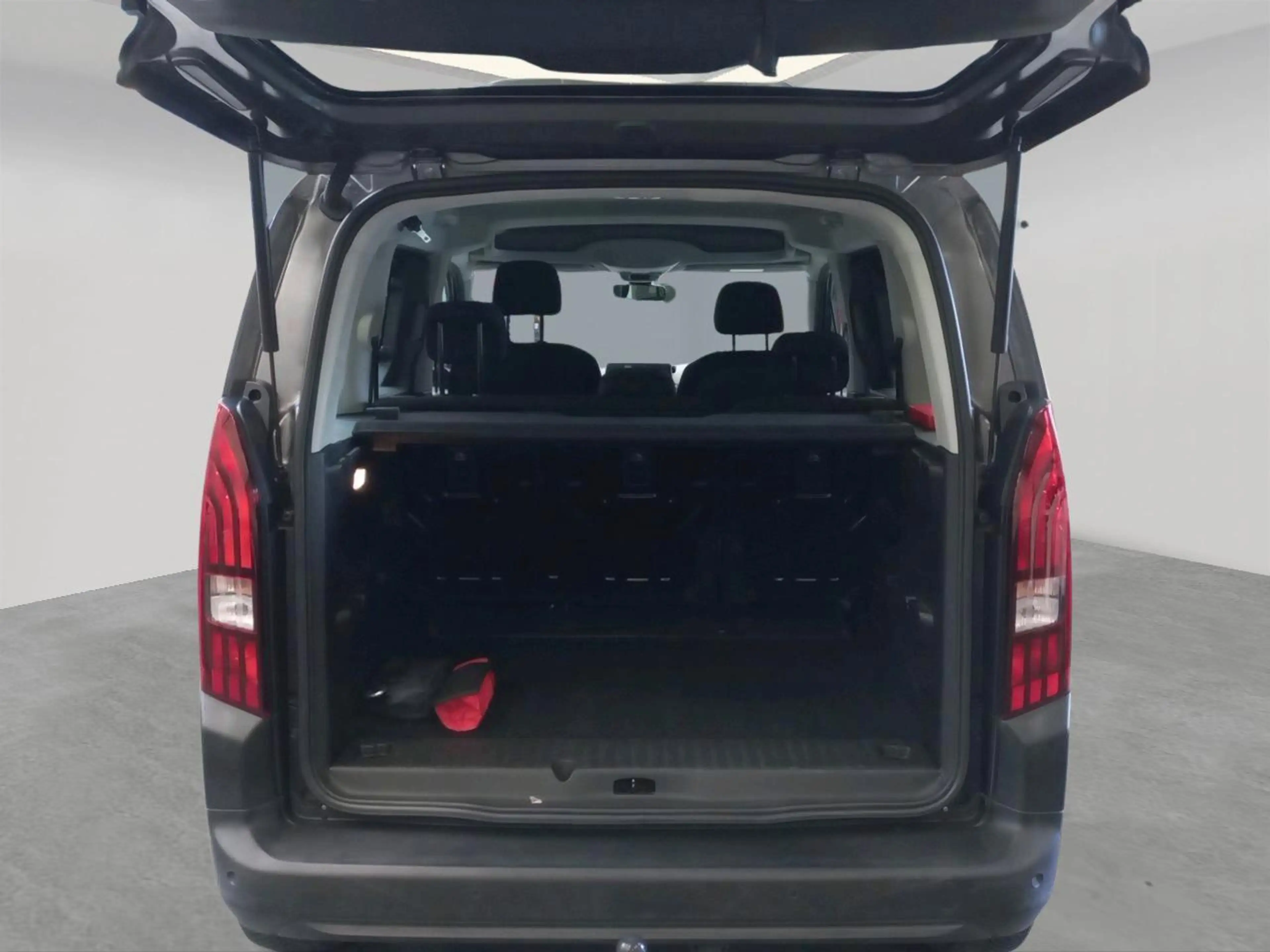 Peugeot Rifter 1.2 PureTech 110 S/S Style — photo 7