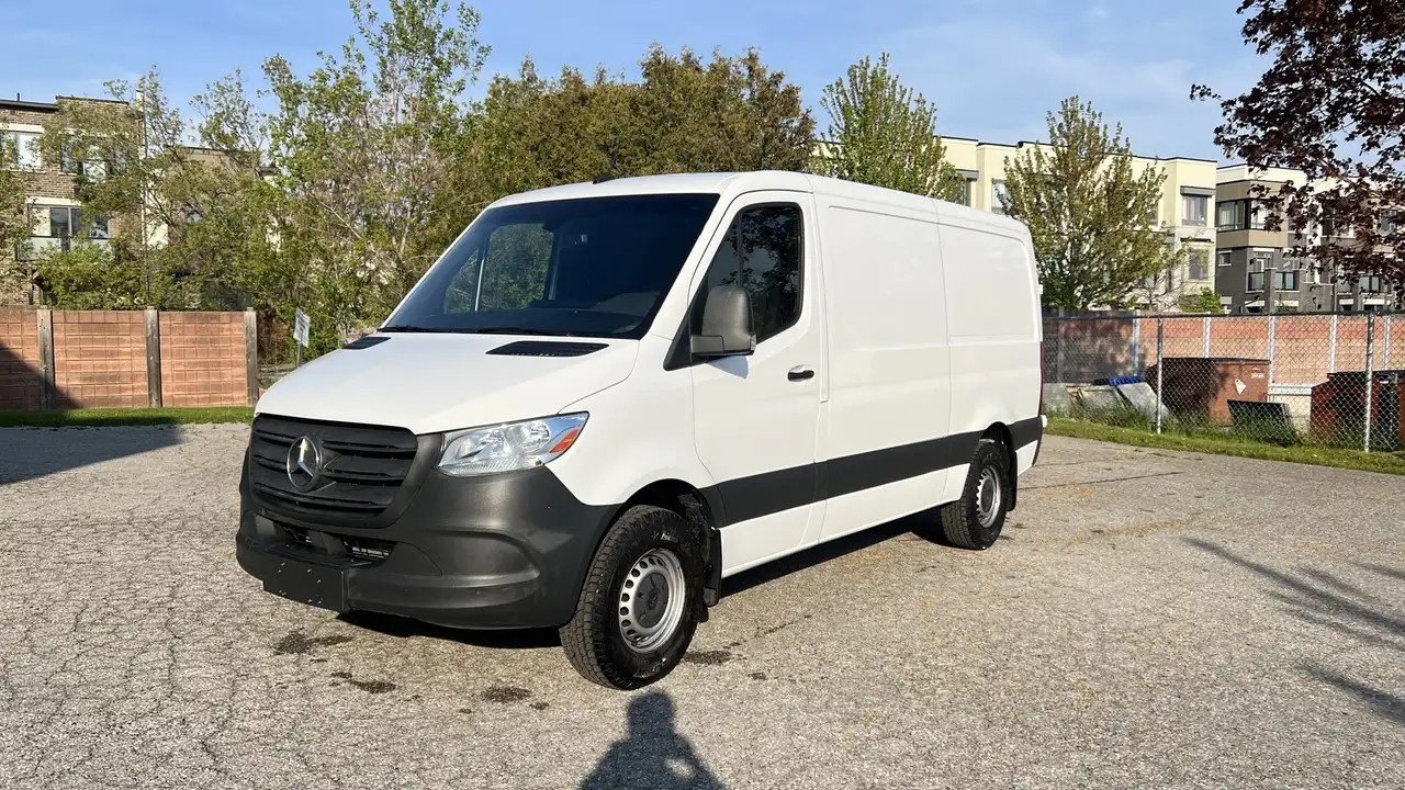 Mercedes-Benz Sprinter снимка Mercedes-Benz Sprinter