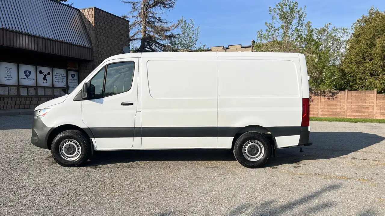 Mercedes-Benz Sprinter снимка Mercedes-Benz Sprinter