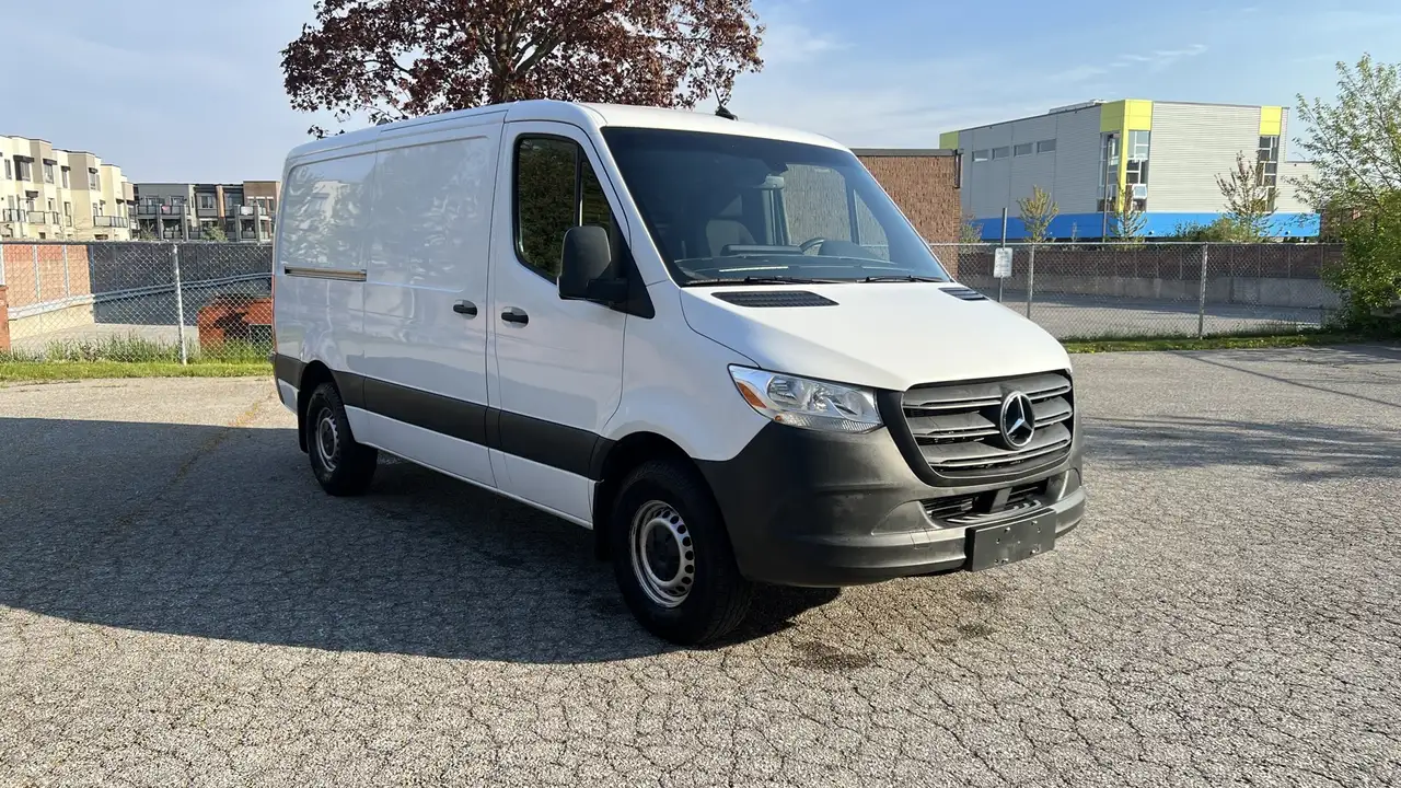 Mercedes-Benz Sprinter снимка Mercedes-Benz Sprinter