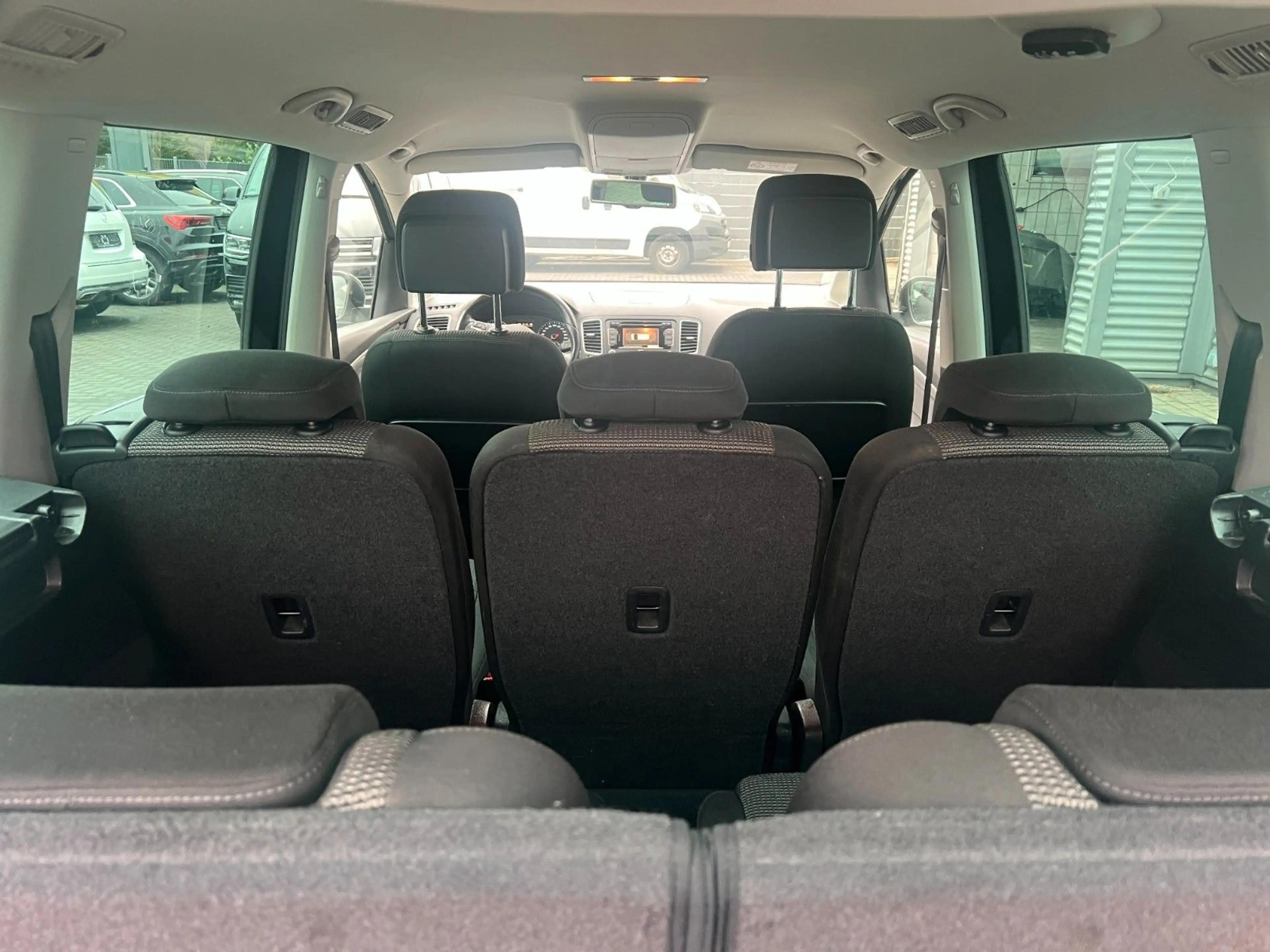 Volkswagen Sharan Comfortline BMT/7 Sitzer — photo 13