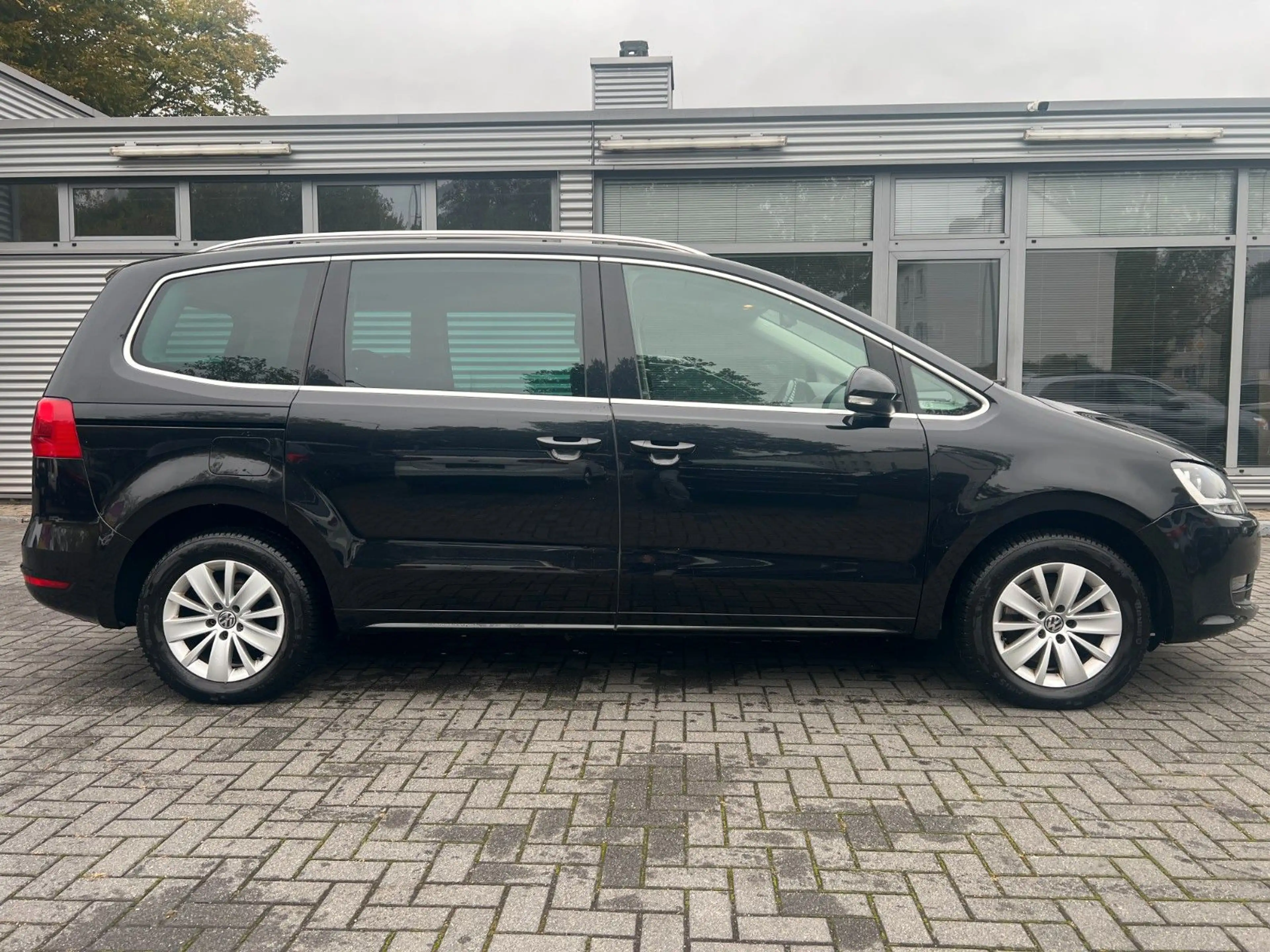 Volkswagen Sharan Comfortline BMT/7 Sitzer — photo 5