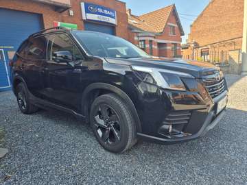 Forester 2.0i-S e-Boxer Premium Black