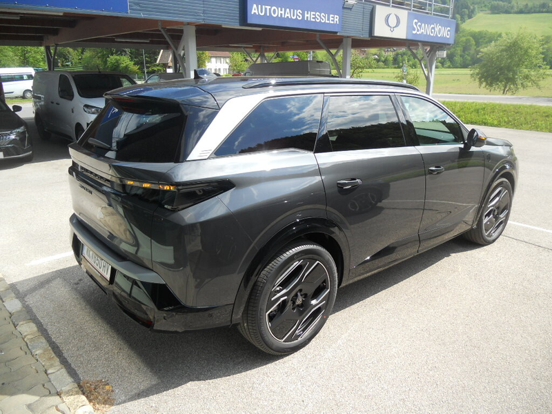 Peugeot 5008 Elektro 210 73kWh — photo 4