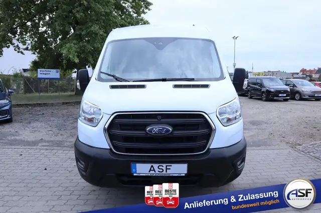 Ford Transit view 3