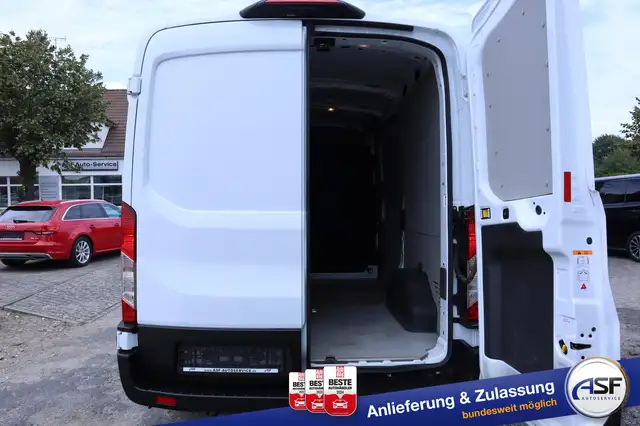 Ford Transit view 9