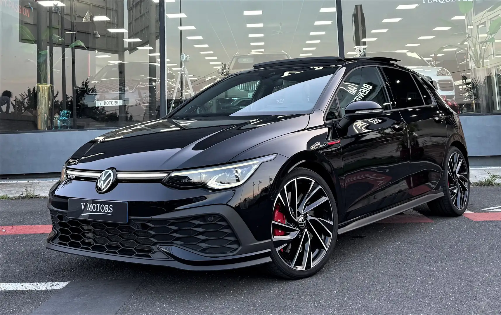 Volkswagen Golf GTI VIII GTI ClubSport 300 Perf Full HUD Pano 1er Main Noir - 1