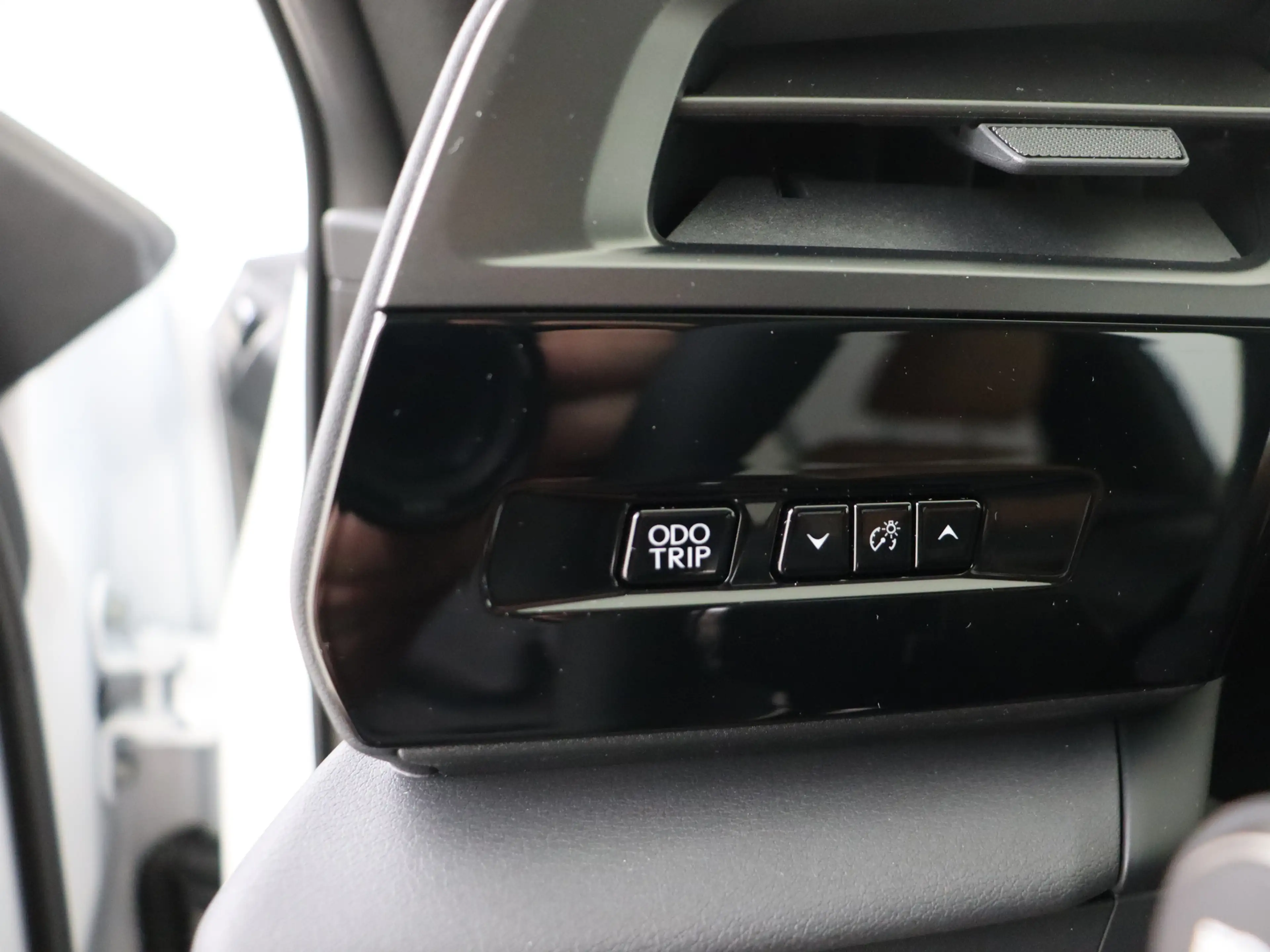 Lexus RZ 350e Luxury Line 77 kWh | 20" Velgen | Head Up Dis — photo 12