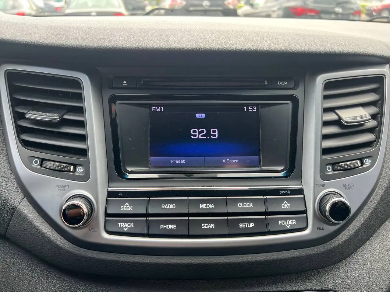 Hyundai TUCSON снимка Hyundai TUCSON