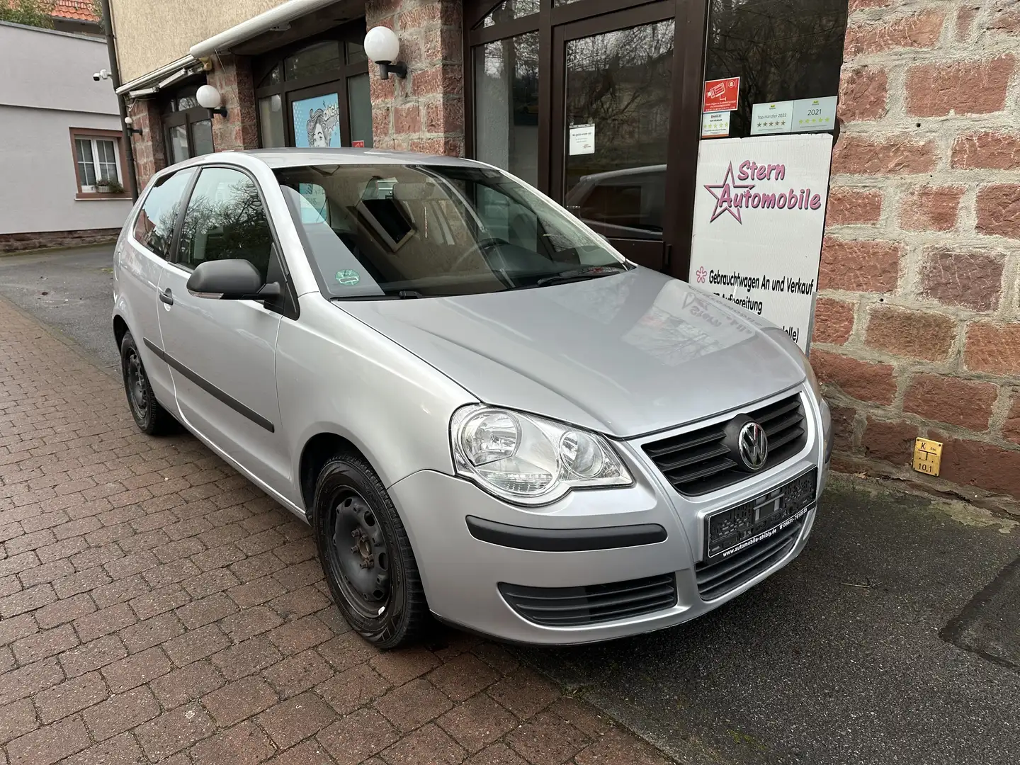 Volkswagen Polo 1.4 Trendline *Getriebe Neu*Tüv 02/2026* Silber - 1