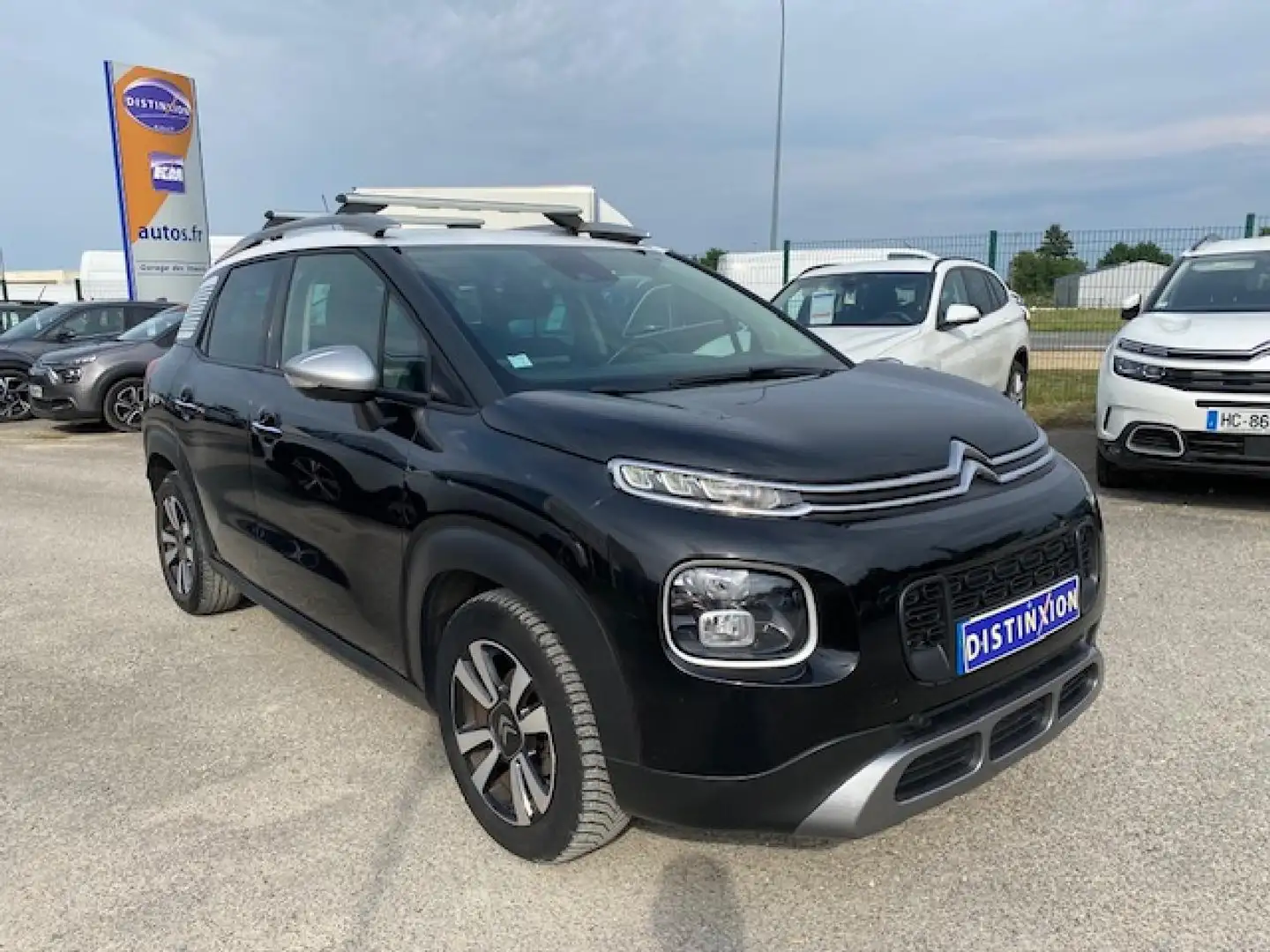 Citroen C3 Aircross 1.5 BlueHDi - 100 S\u0026S - Shine Schwarz - 2