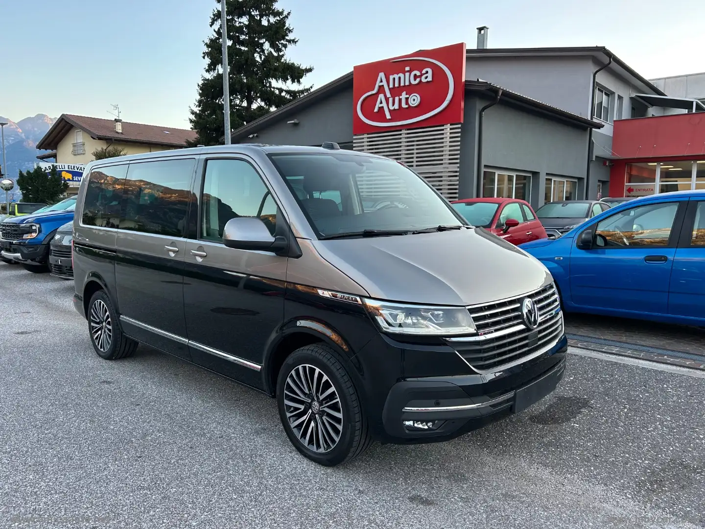 Volkswagen T6.1 Caravelle 2.0TDI 150 DSG 4Mo PC Comf 8 POSTI - 2