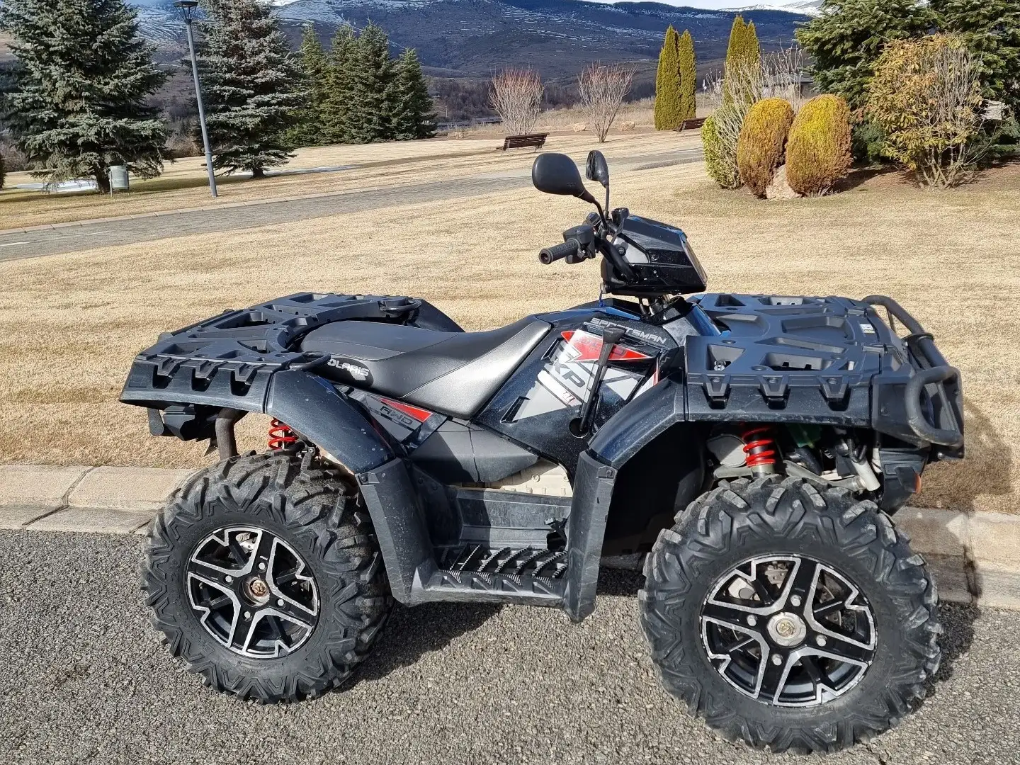 Polaris Sportsman XP 1000 Schwarz - 1