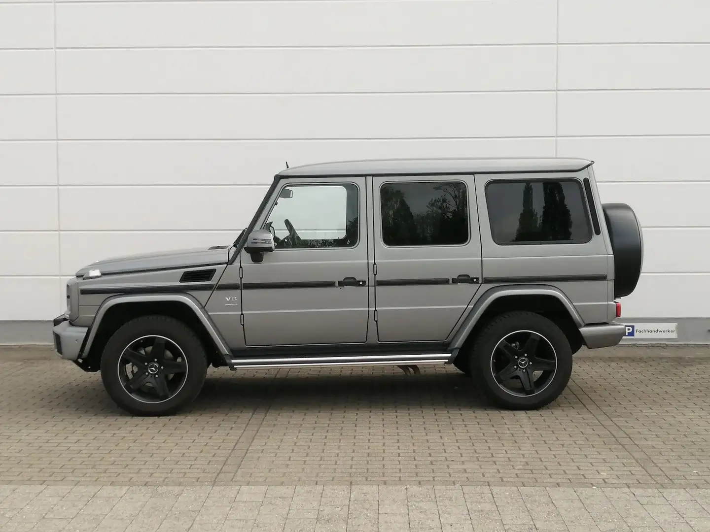 Mercedes-Benz G 500 Limited Edition AHK Grijs - 2