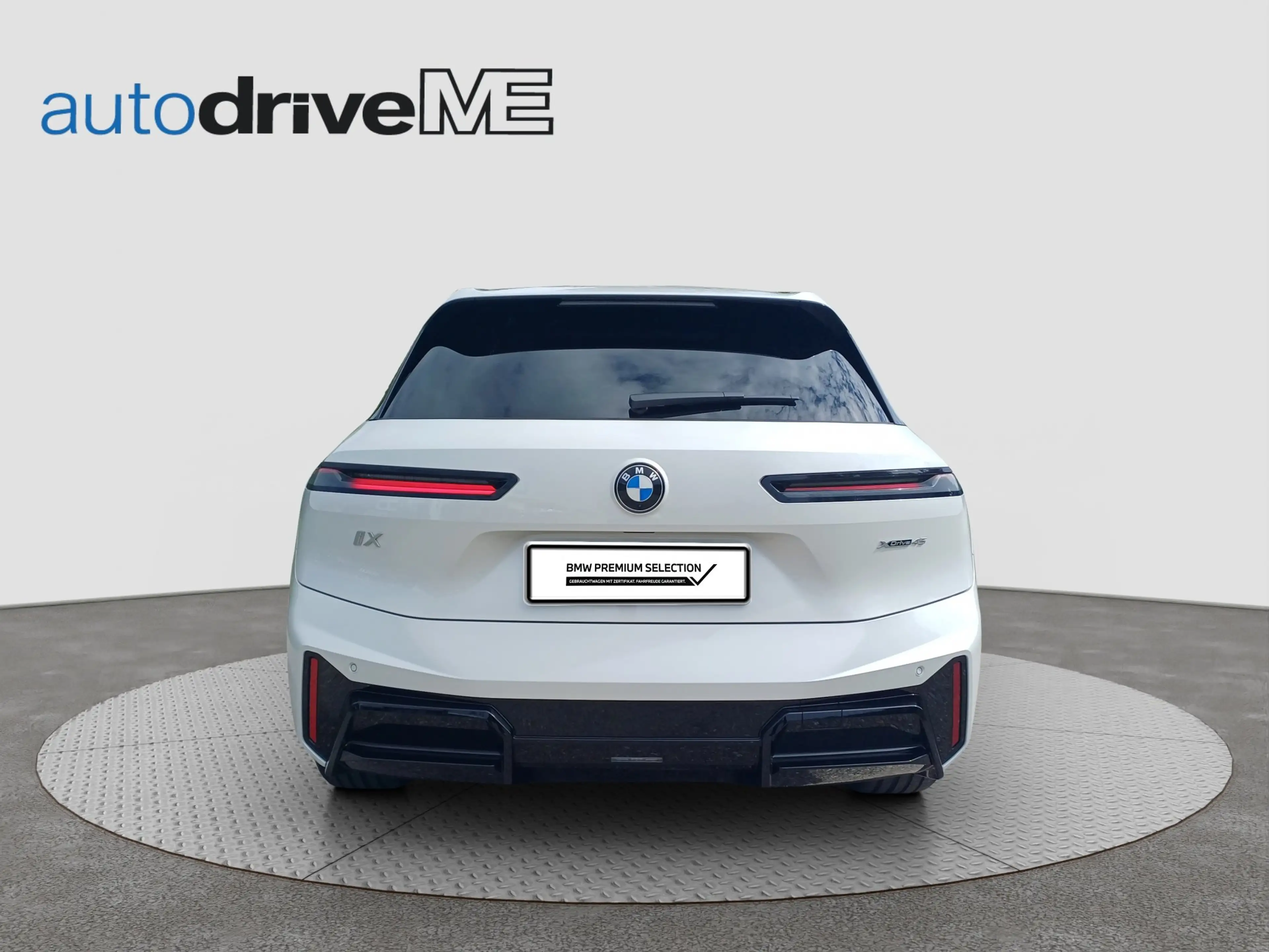BMW iX 45 M-Sport DESIGN KAM 360 LED Pano Standh. — photo 5