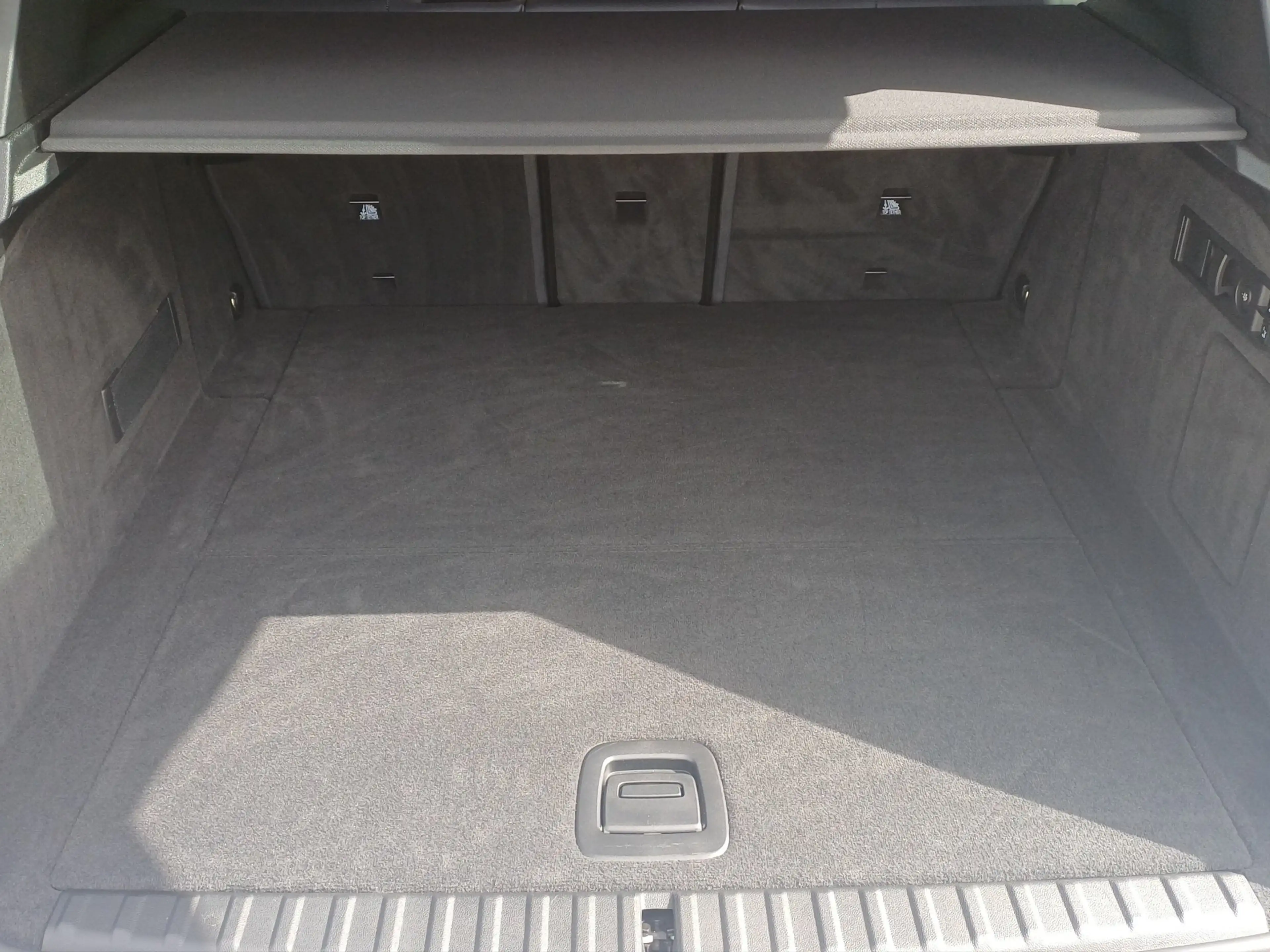 BMW iX 45 M-Sport DESIGN KAM 360 LED Pano Standh. — photo 15