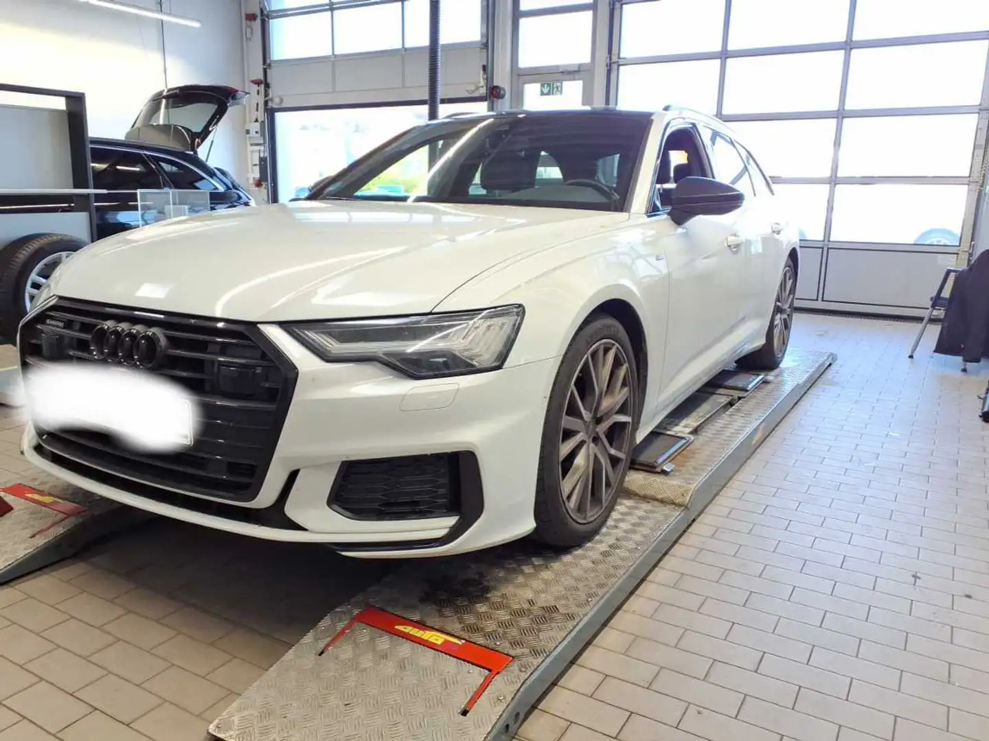 Audi A6 TFSI e Sport quattro +PANO+360°+MEMORY+ Weiß - 2