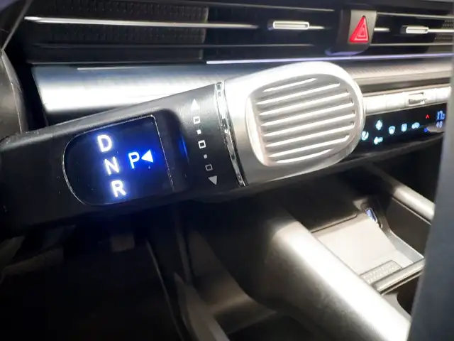 Hyundai Ioniq 6 view 13