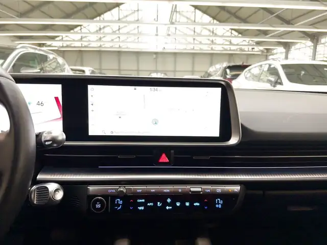 Hyundai Ioniq 6 view 12
