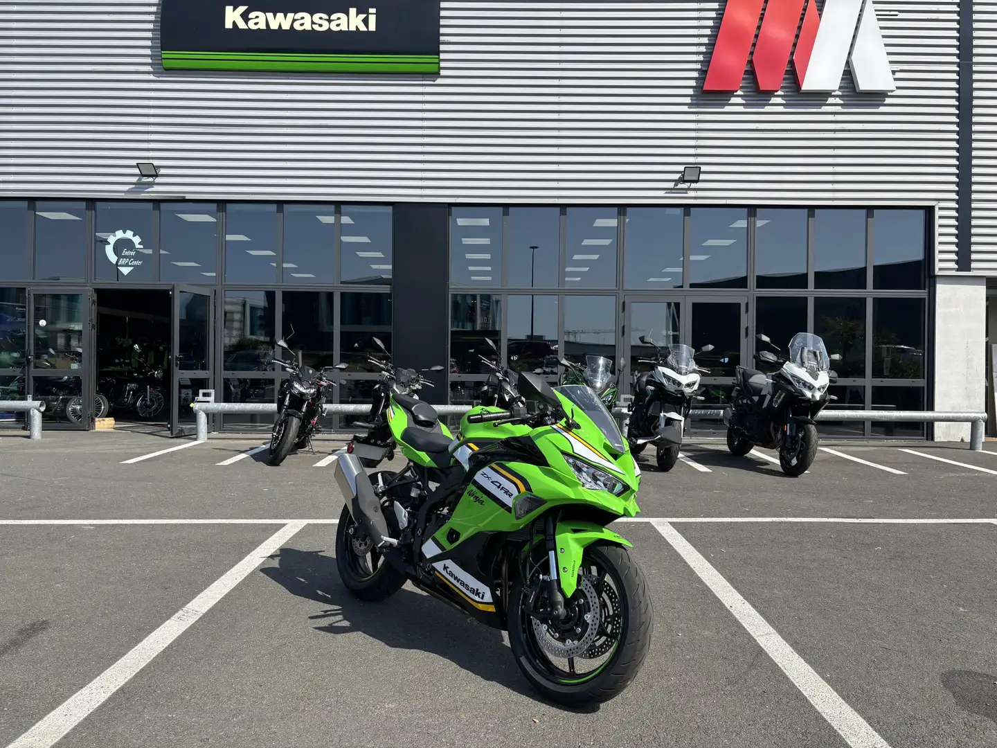 Kawasaki Ninja ZX-4RR Vert - 1