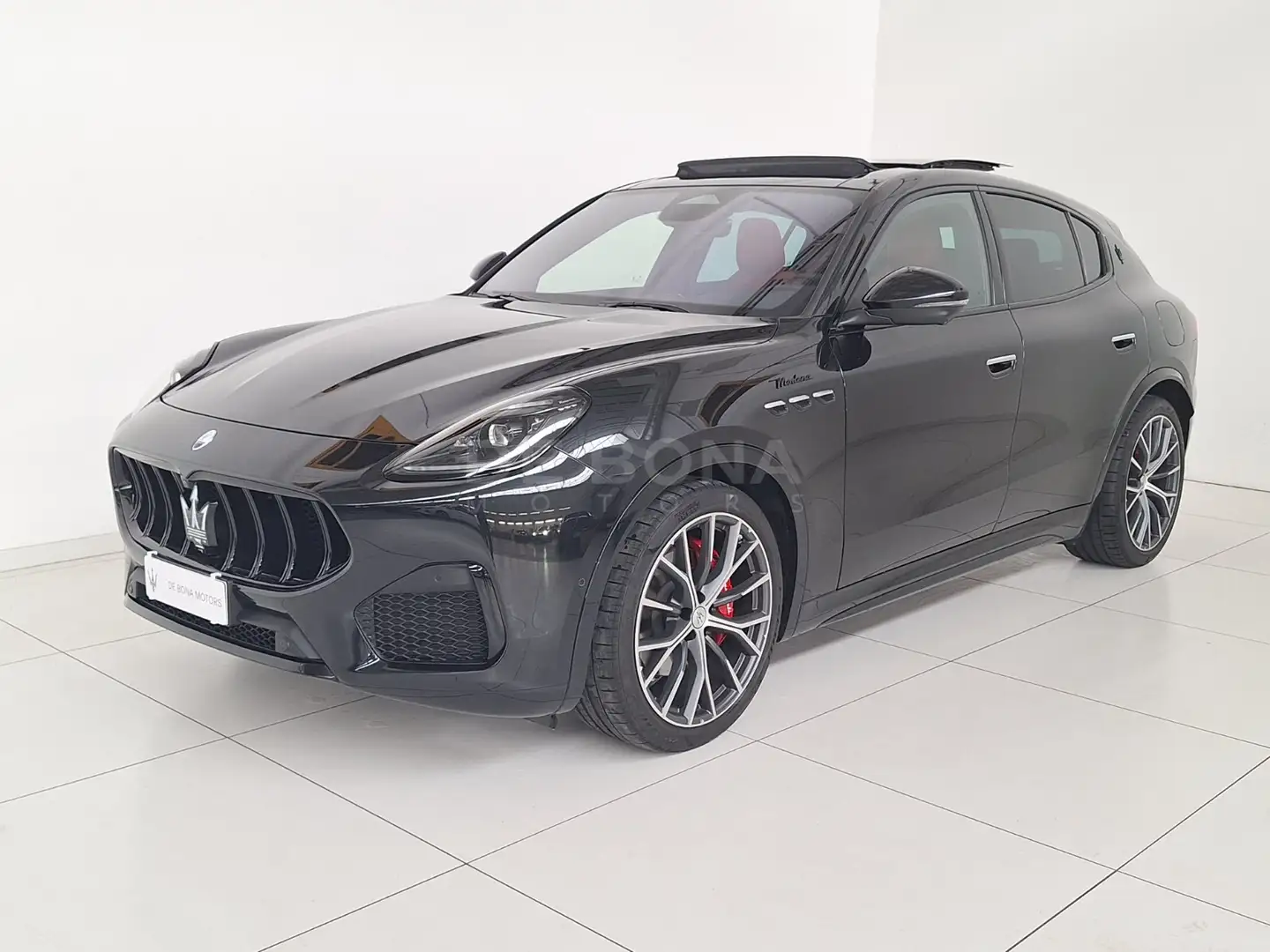 Maserati Grecale 2.0 mhev modena 330cv auto Nero - 1