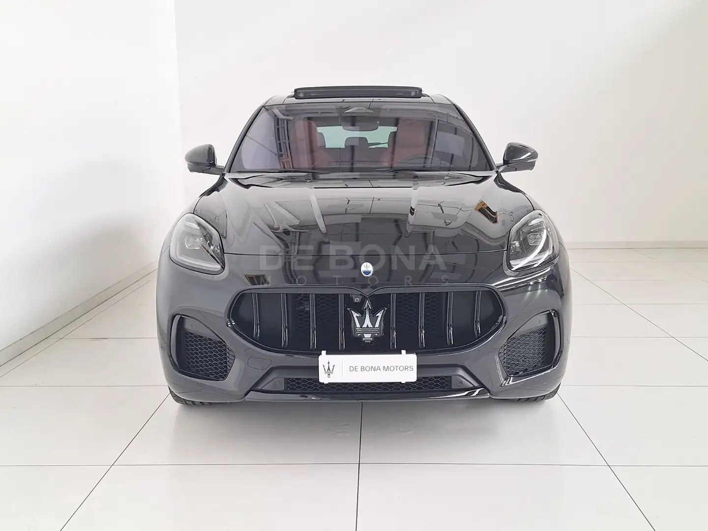 Maserati Grecale 2.0 mhev modena 330cv auto Nero - 2