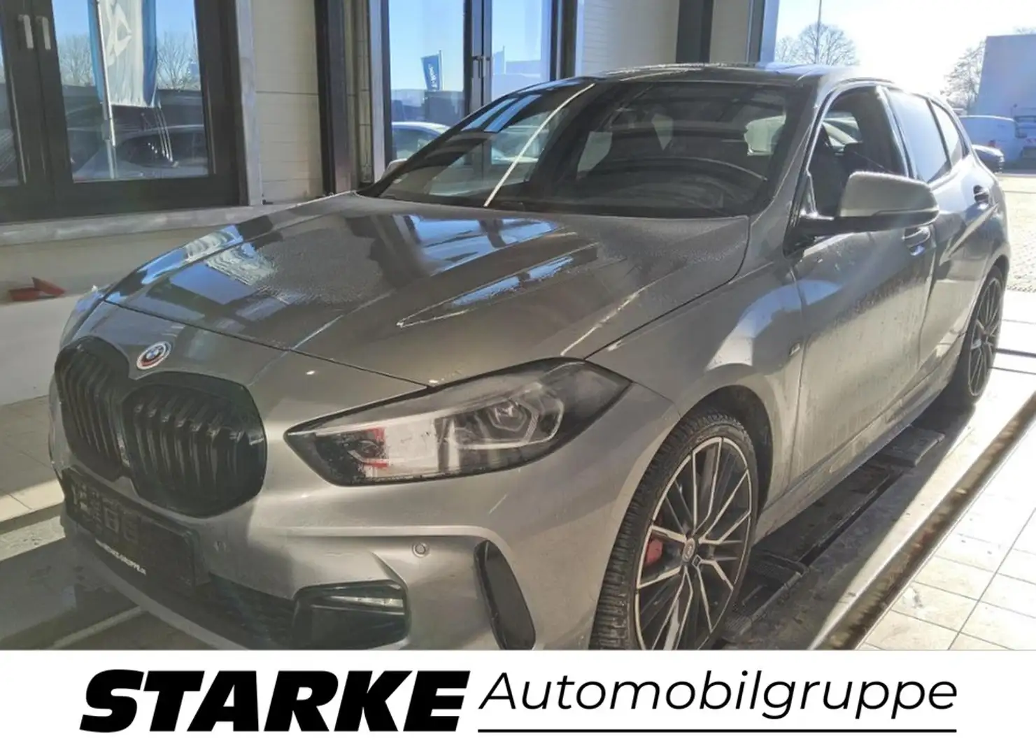 BMW 120 i M Sport Gris - 1