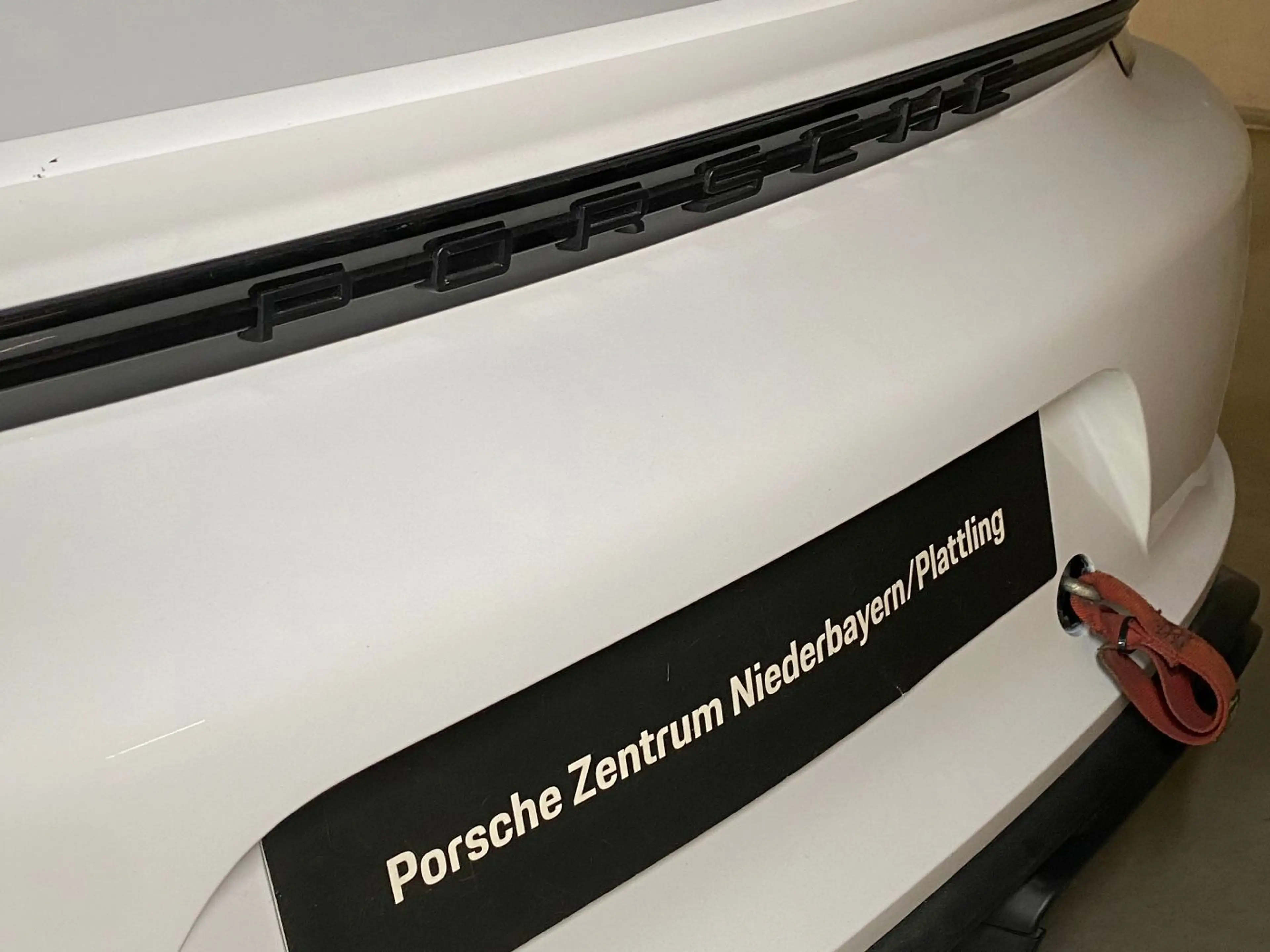 Porsche Cayman (718) GT4 RS Clubsport | MY 2023 — photo 12