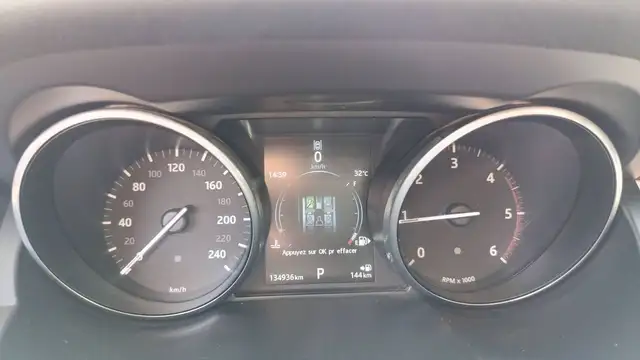 Land Rover Range Rover Evoque view 12