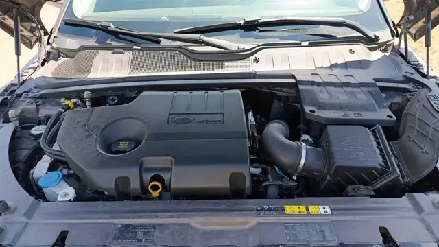 Land Rover Range Rover Evoque view 15