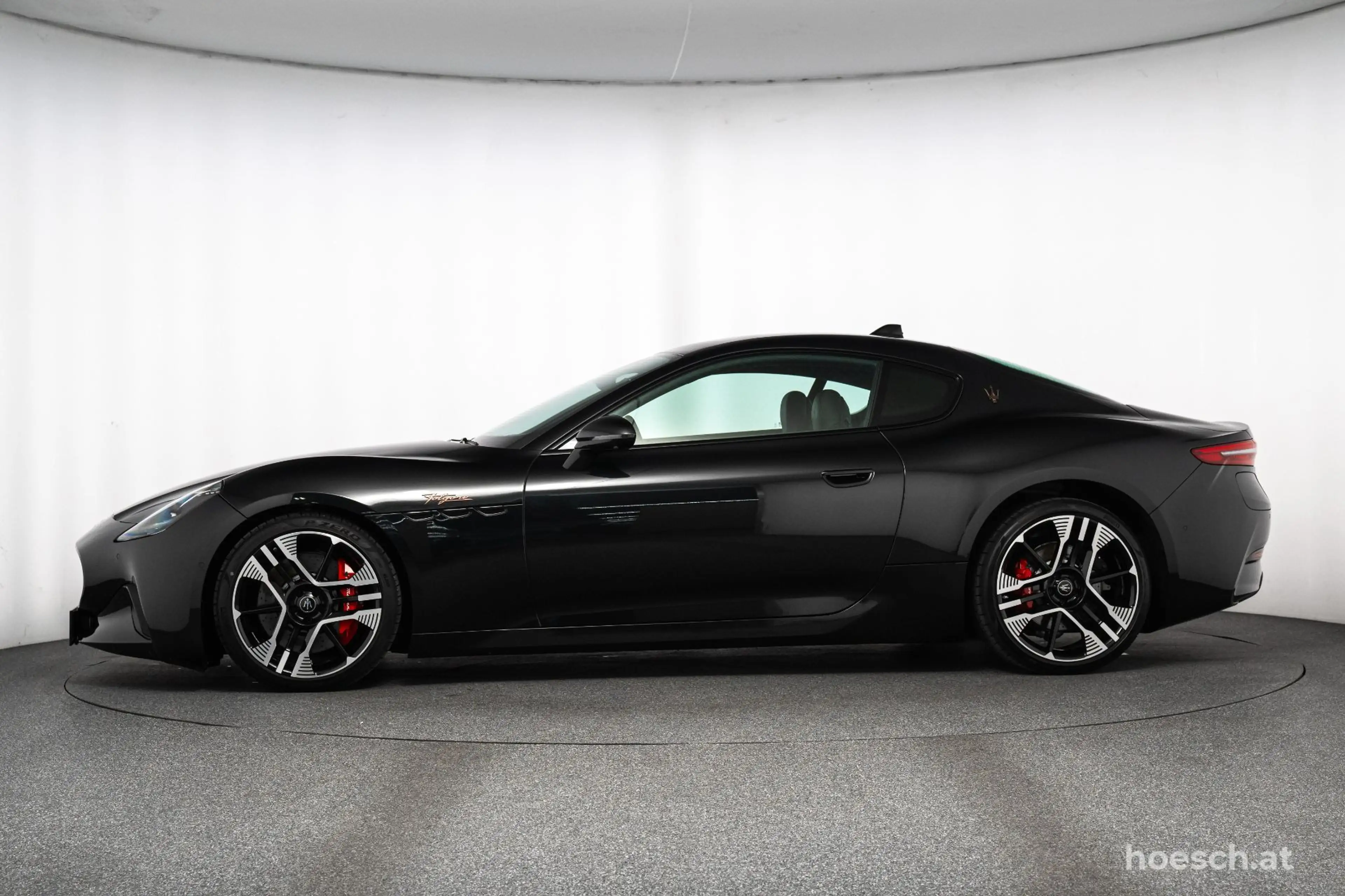 Maserati GranTurismo Folgore TRAUMWAGEN — photo 4