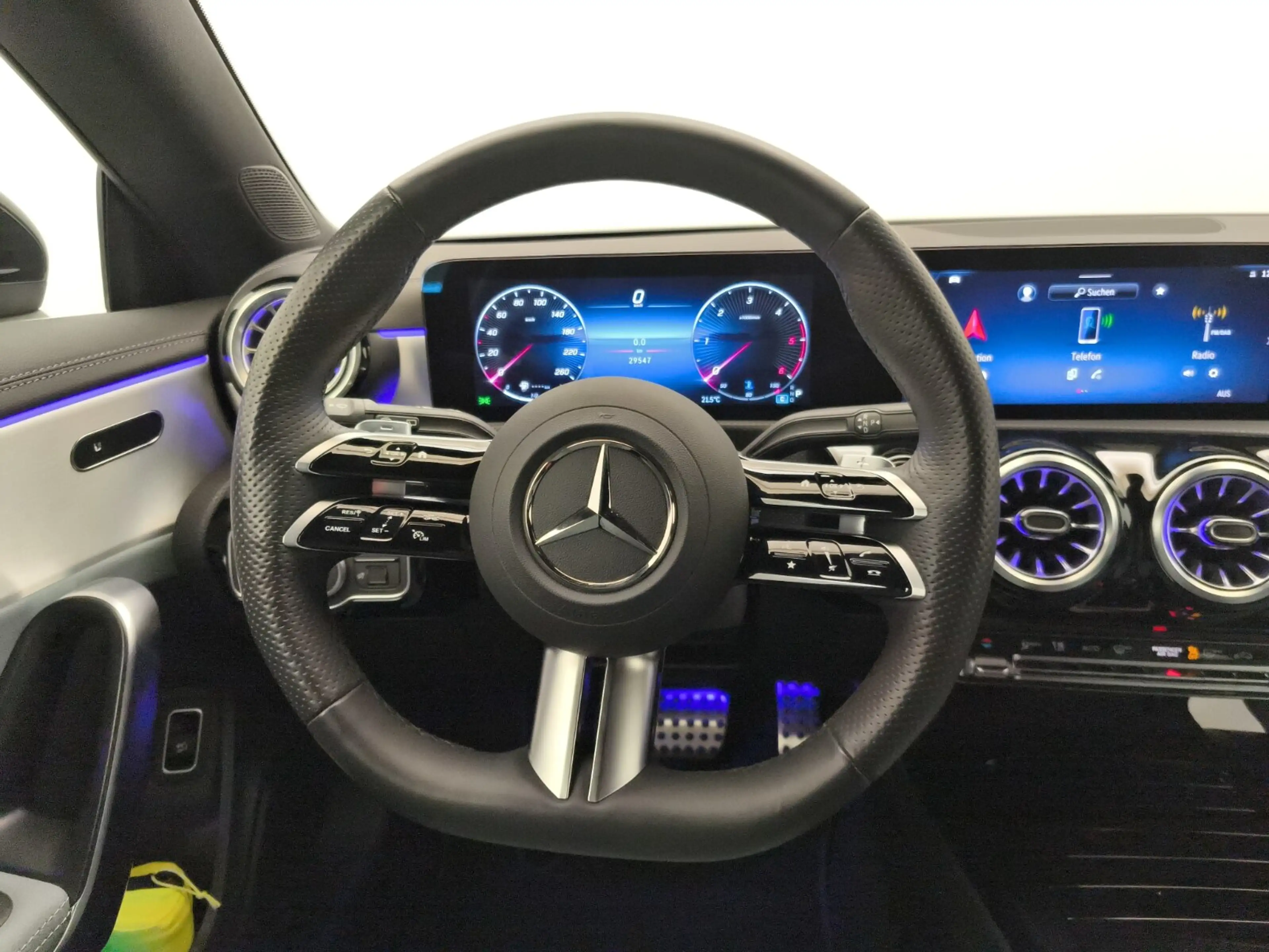 Mercedes-Benz CLA 200 CLA 200 d SB AMG Advanced+ Distro Ambiente EasyPack — photo 13