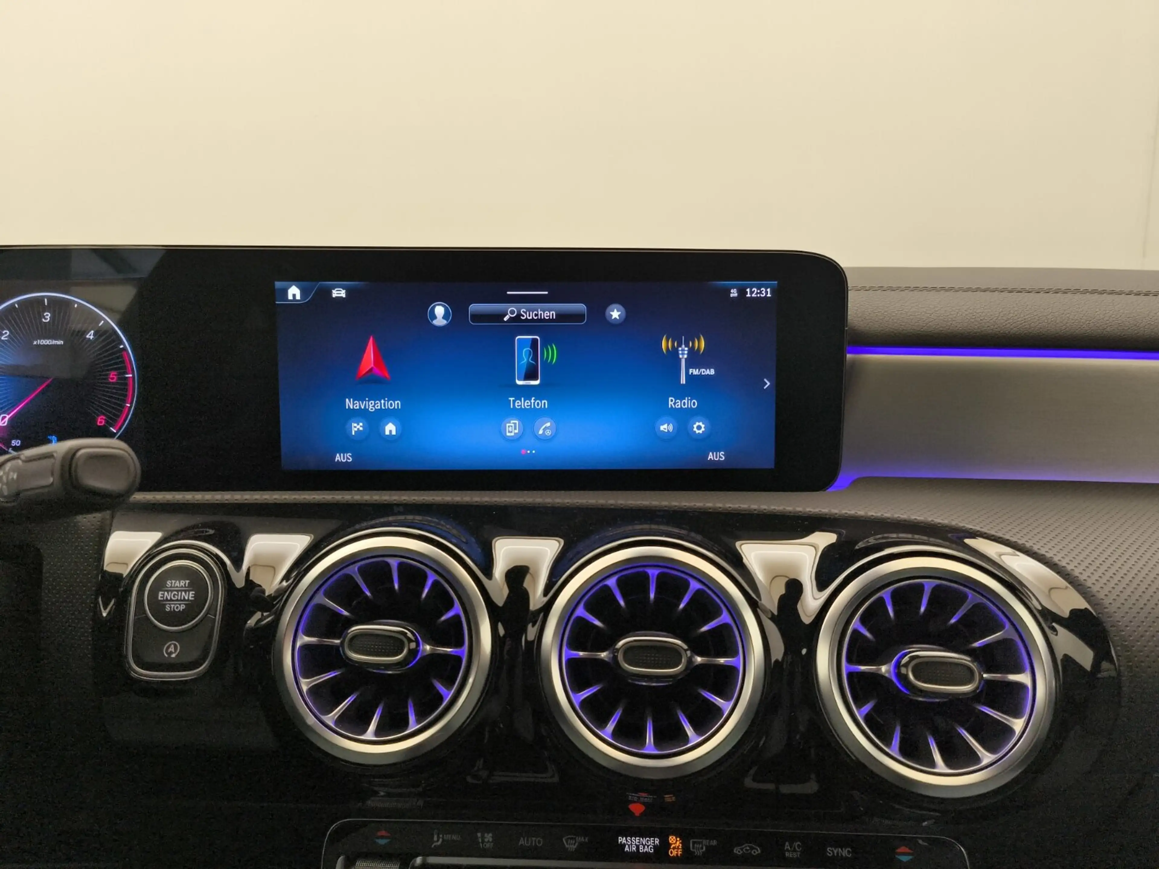 Mercedes-Benz CLA 200 CLA 200 d SB AMG Advanced+ Distro Ambiente EasyPack — photo 14
