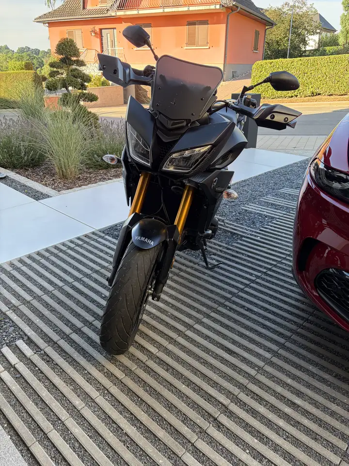 Yamaha Tracer 900