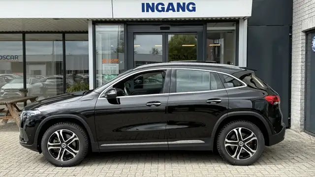 Mercedes-Benz Eqa view 2