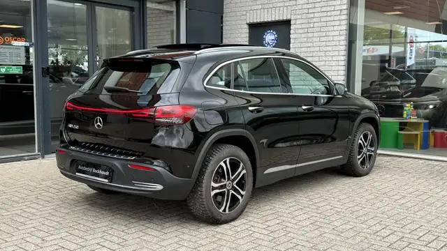 Mercedes-Benz Eqa view 6