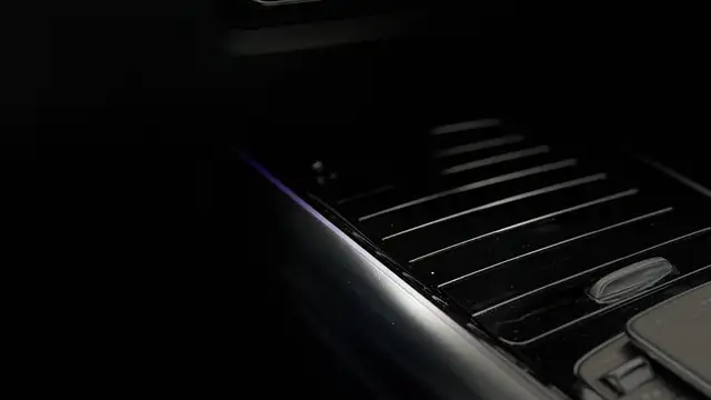 Mercedes-Benz Eqa view 22