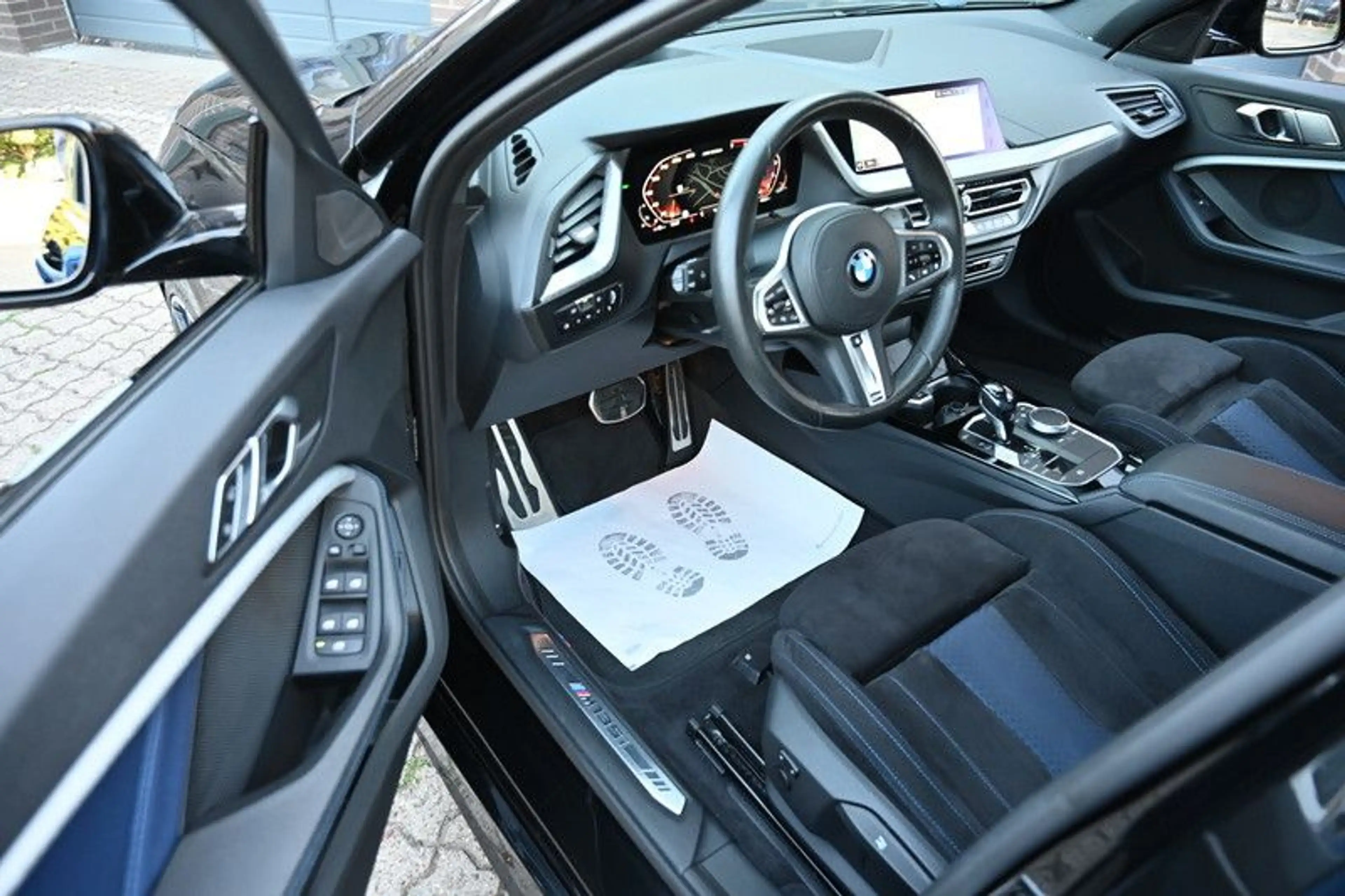 BMW 135 i xDrive Navi LED CarPlay DAB PDC — photo 10