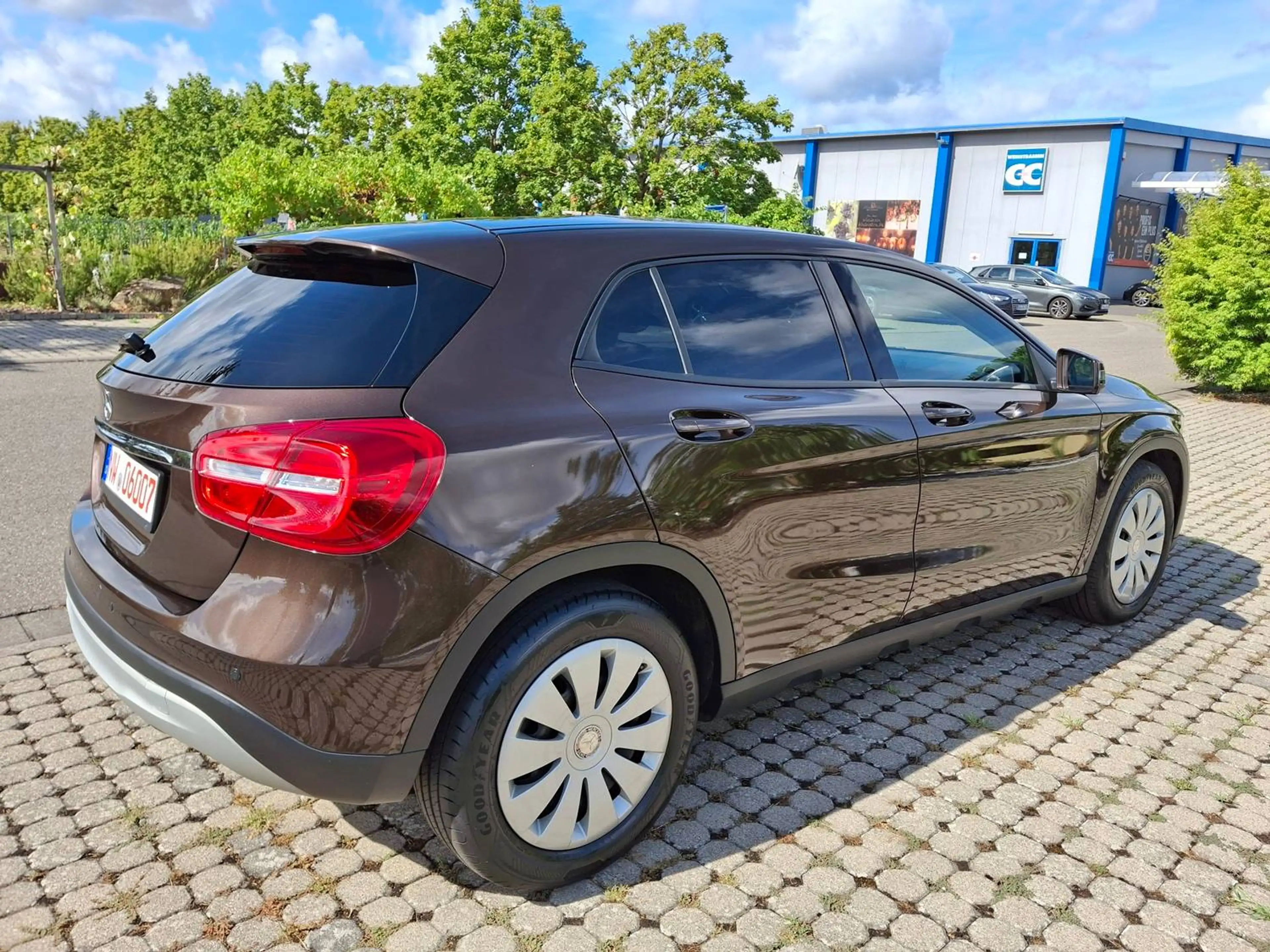 Mercedes-Benz GLA 200 GLA 200 d, TÜV neu, 1.Hd, Klima, SHZ, Standheizung, Tempomat, Navi, — photo 3