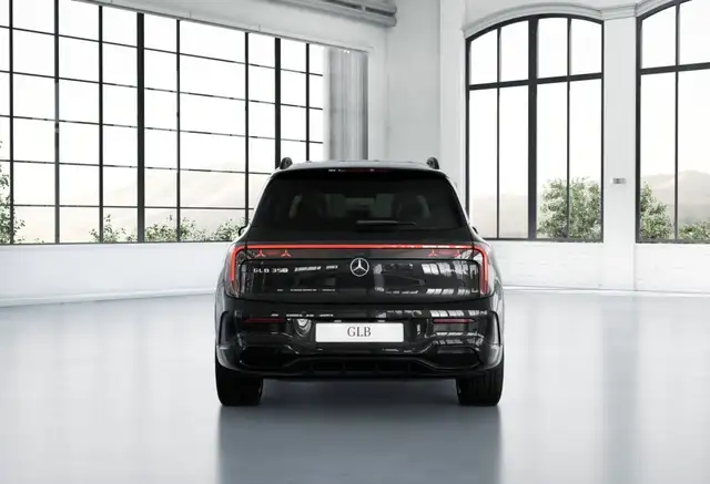 Mercedes-Benz GLB view 6