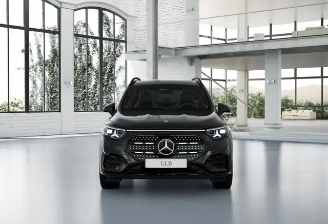 Mercedes-Benz GLB view 5