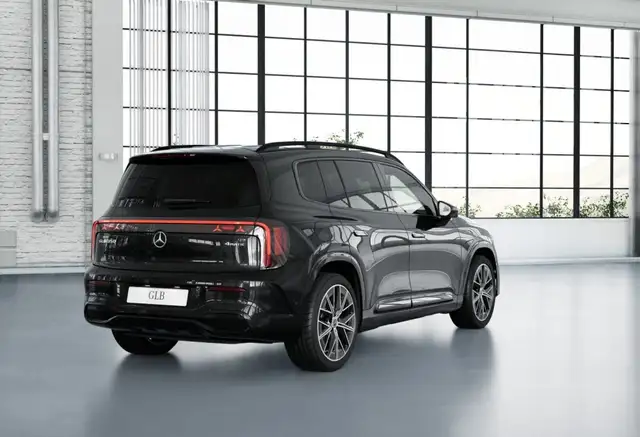 Mercedes-Benz GLB view 3